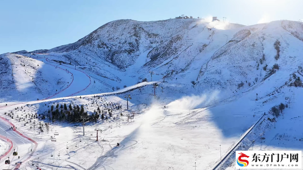 新疆阿勒泰将军山国际滑雪度假区正式开板(图1)